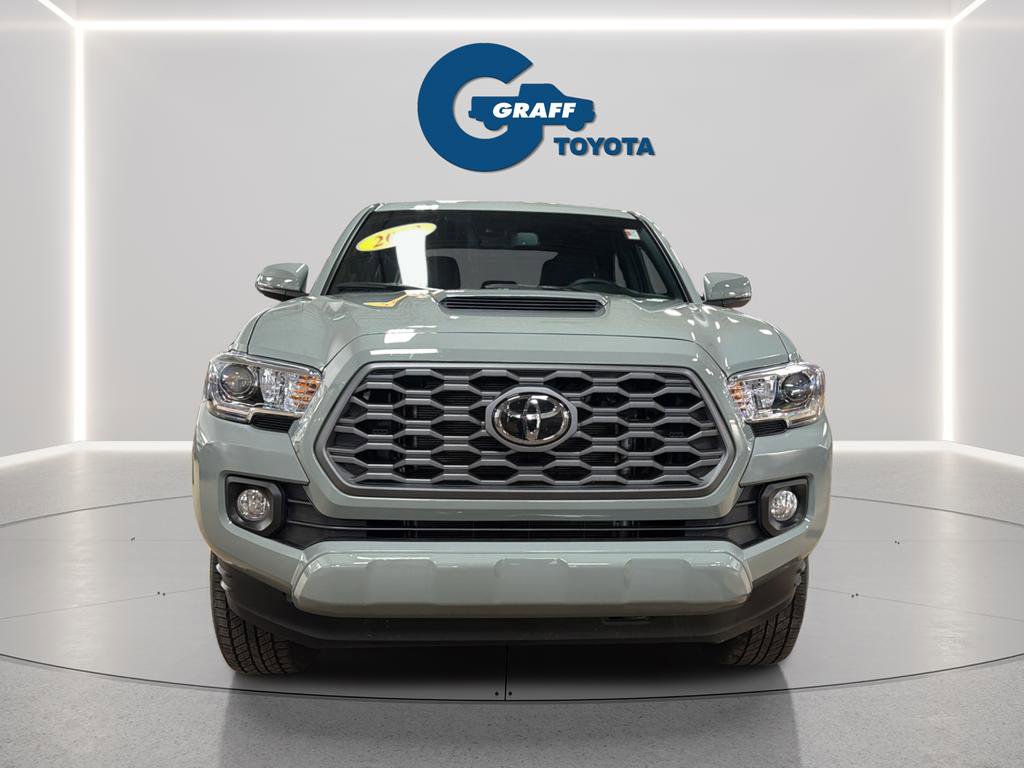 Used 2023 Toyota Tacoma 4x4 Double Cab image 3