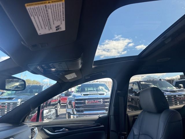 Used 2023 Buick Enclave Essence w/ Experience Buick Package image 20