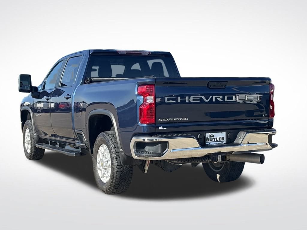 Used 2022 Chevrolet Silverado 2500 LT w/ Convenience Package image 4