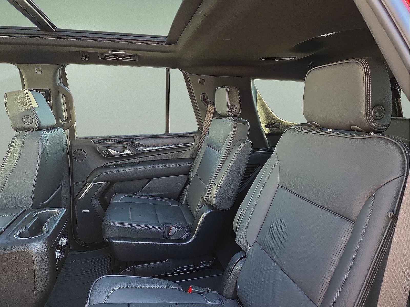 Certified 2024 GMC Yukon Denali AWD/4WD image 10