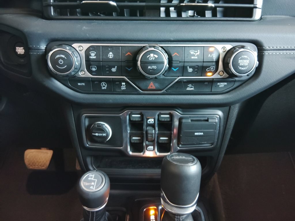 Used 2025 Jeep Gladiator Sport AWD/4WD image 33