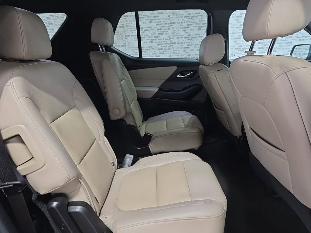 Used 2023 Chevrolet Traverse LT AWD/4WD image 10