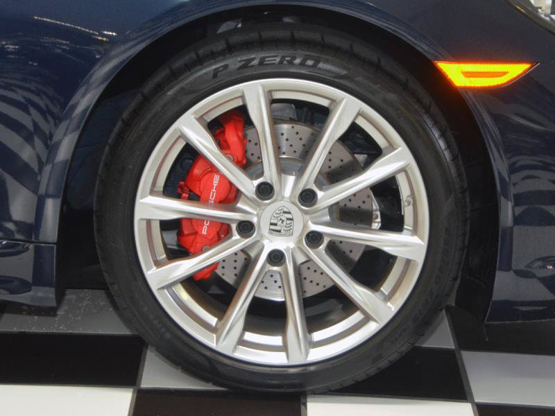 Used 2019 Porsche 718 Boxster S w/ Sport Chrono Package RWD image 17
