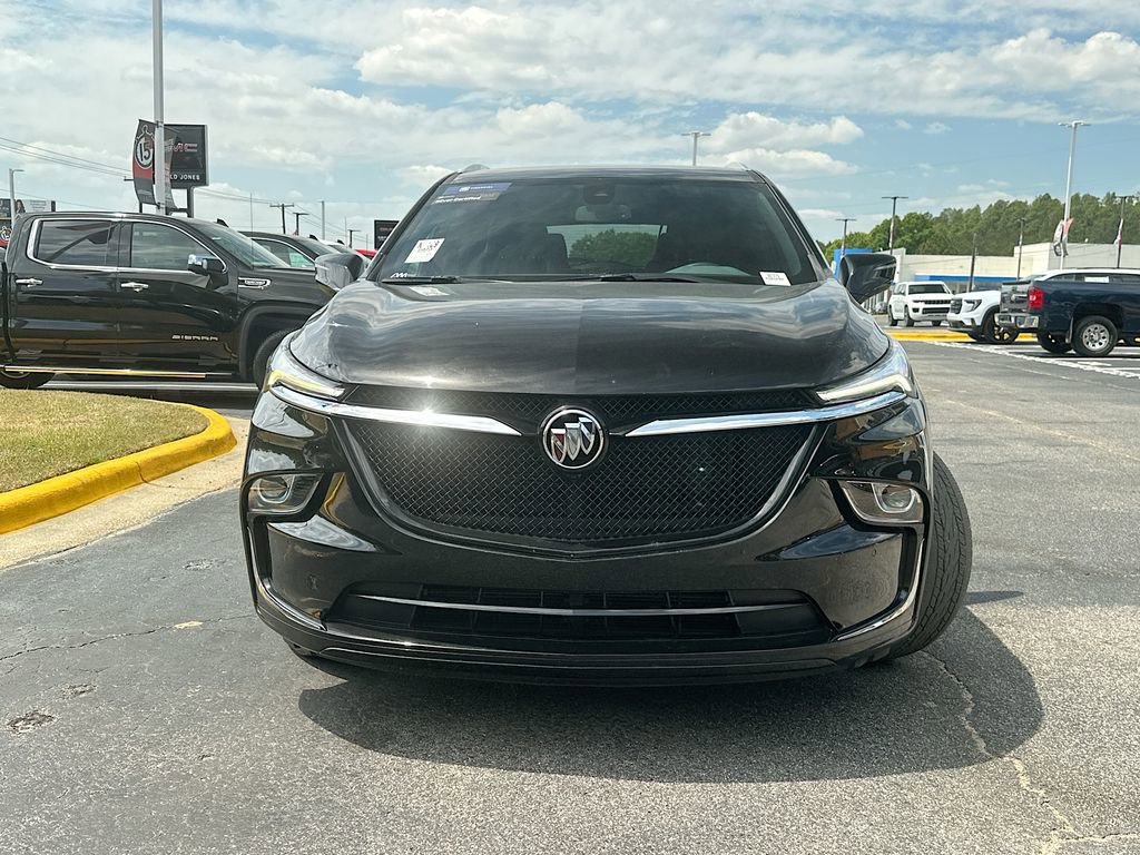 Used 2023 Buick Enclave Essence w/ Sport Touring Edition image 5