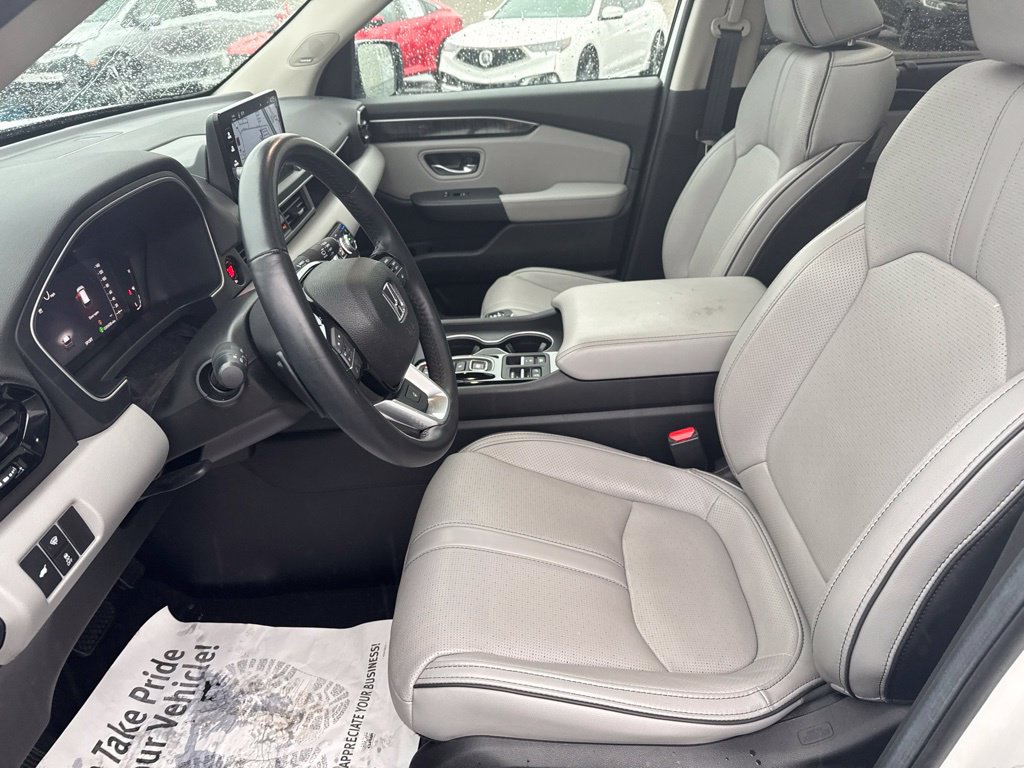 Certified 2025 Honda Pilot Elite image 26