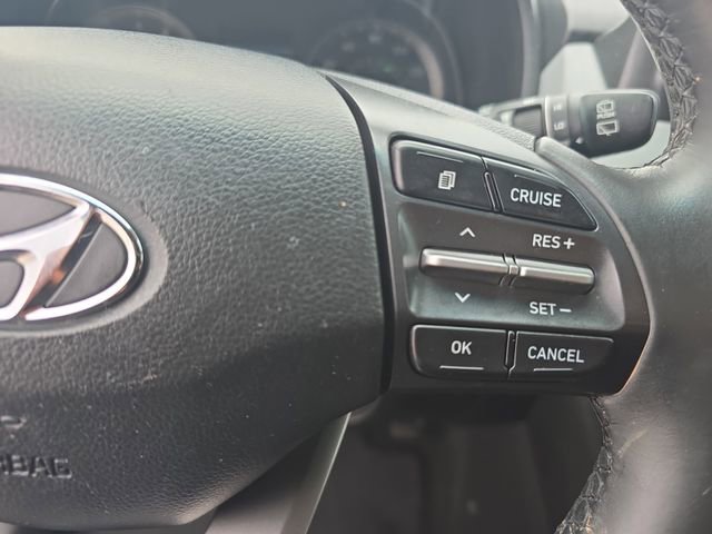 Used 2021 Hyundai Kona SEL w/ Cargo Package image 17