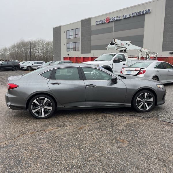 Used 2025 Acura TLX w/ Technology Package image 6
