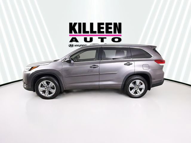 Used 2017 Toyota Highlander Limited image 4