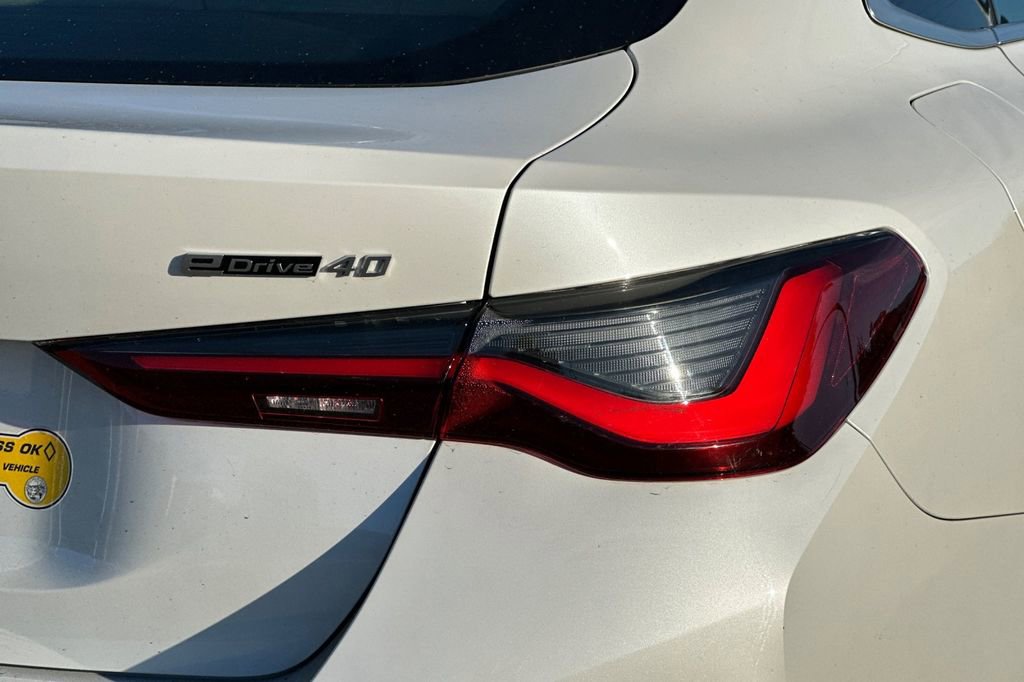 Used 2023 BMW i4 eDrive40 w/ Premium Package image 33
