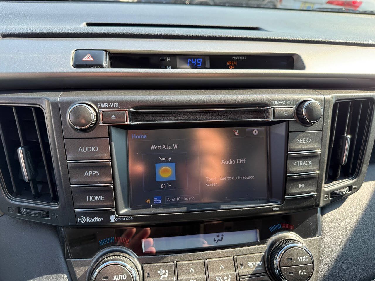 Used 2015 Toyota RAV4 XLE AWD/4WD image 19