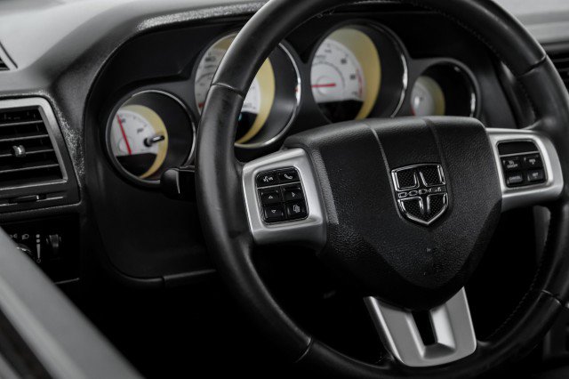 Used 2011 Dodge Challenger R/T RWD image 14