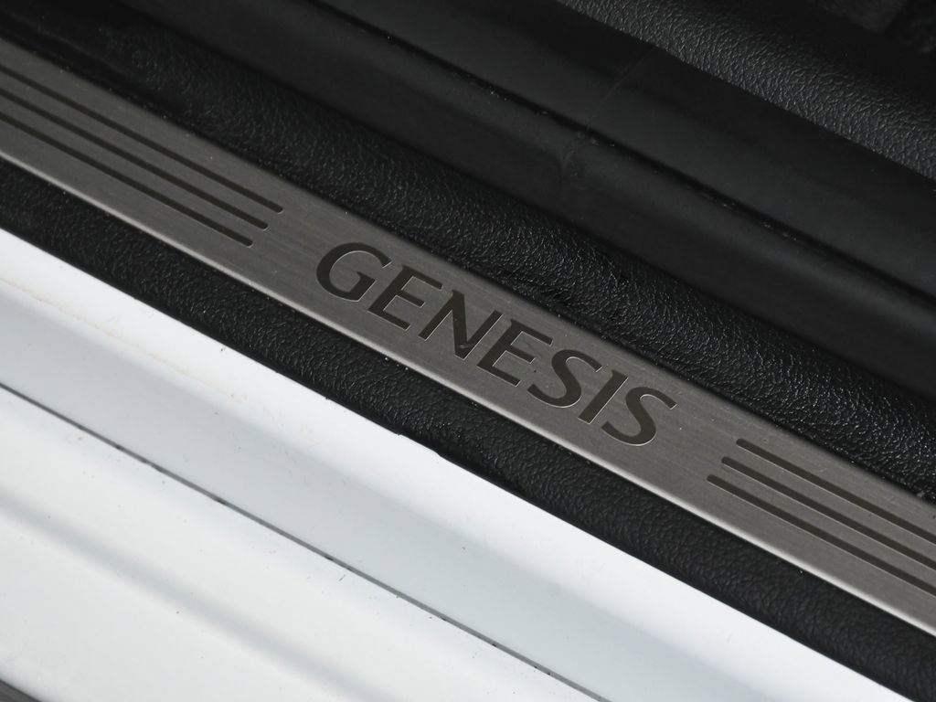 Used 2020 Genesis G70 3.3T w/ Prestige Package image 14