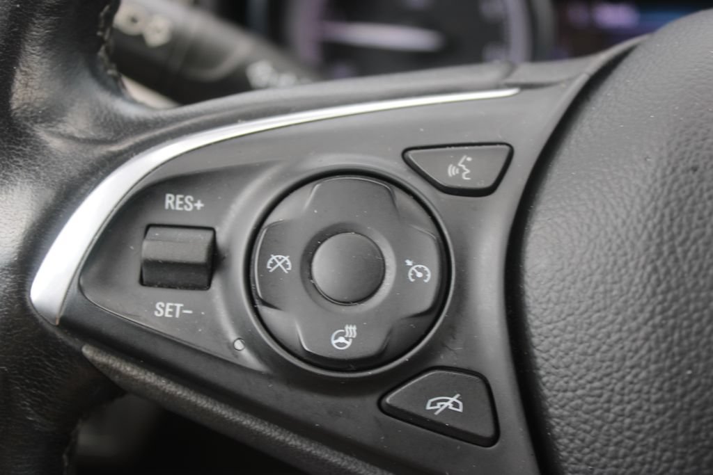 Used 2020 Buick Envision Essence FWD image 38