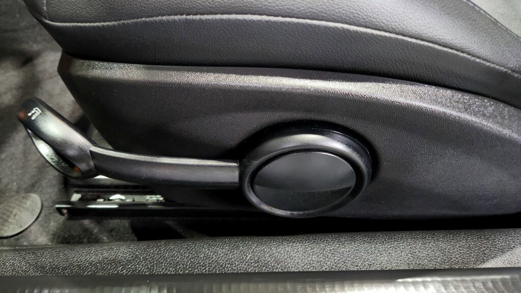 Used 2015 MINI Cooper Roadster S image 23