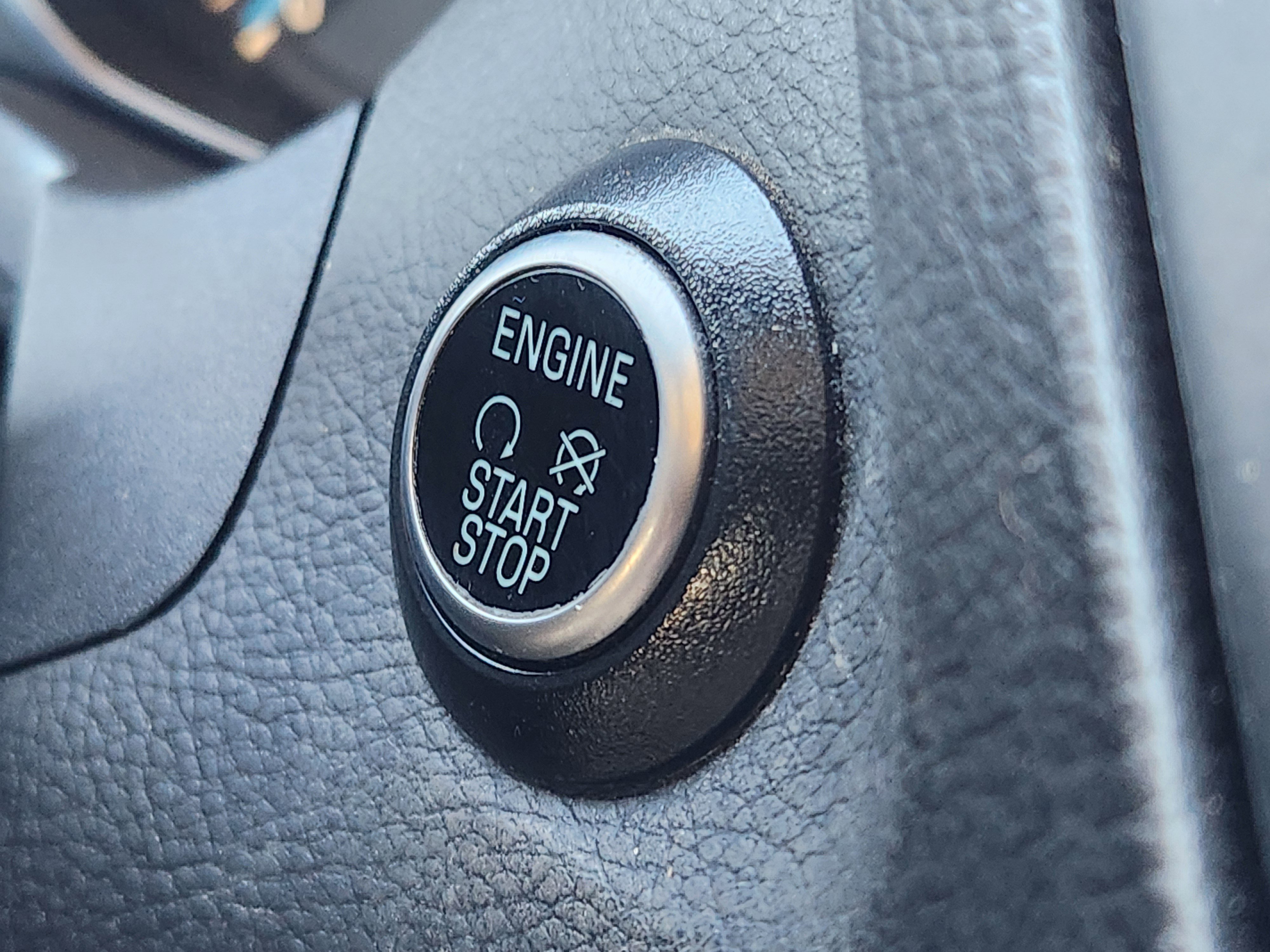 Used 2017 Ford Focus Titanium image 21