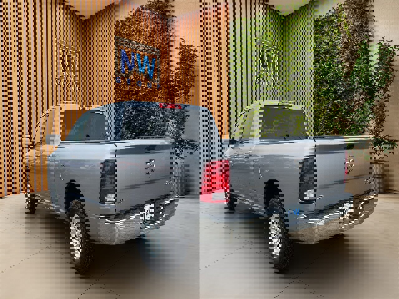 Used 2021 RAM 1500 Classic SLT image 27