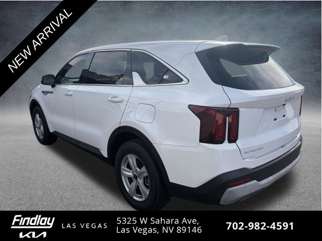 Certified 2024 Kia Sorento LX FWD image 7