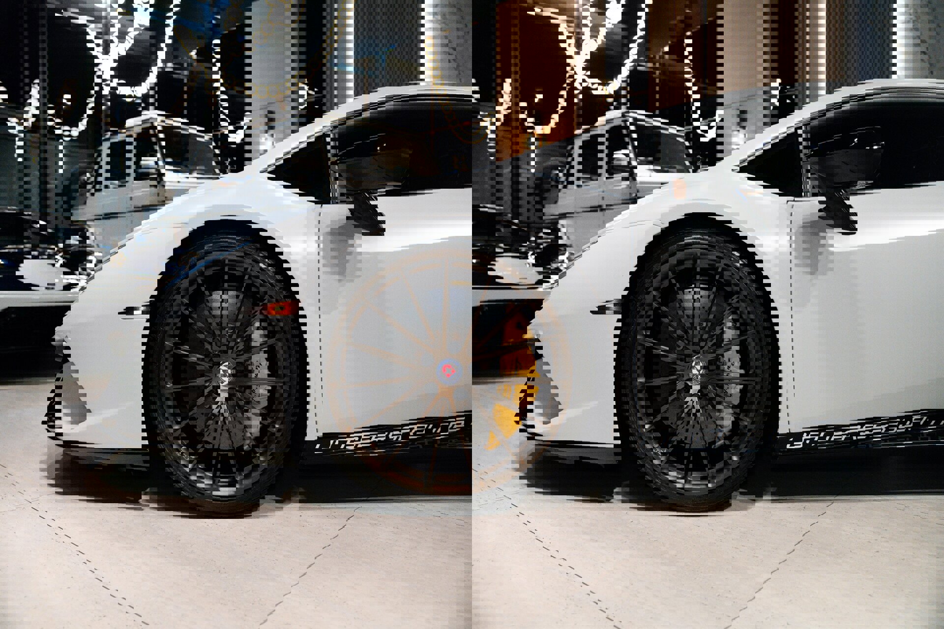 Used 2018 Lamborghini Huracan Performante image 7