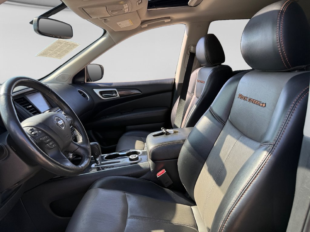 Used 2019 Nissan Pathfinder SL AWD/4WD image 21