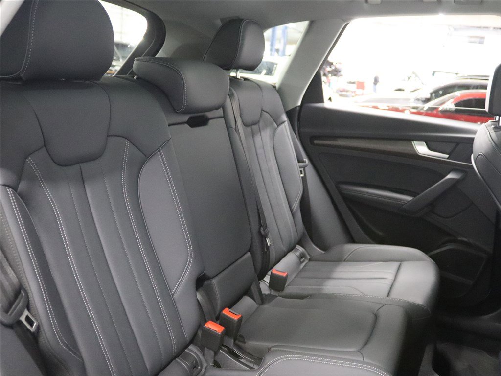 Used 2024 Audi Q5 2.0T Premium Plus image 16