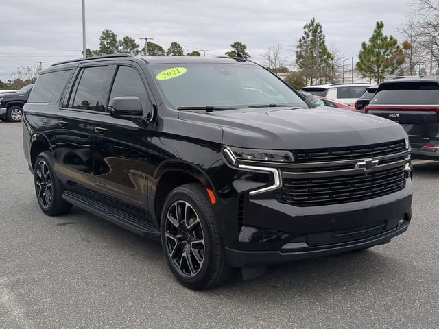 Used 2021 Chevrolet Suburban RST w/ Luxury Package image 2