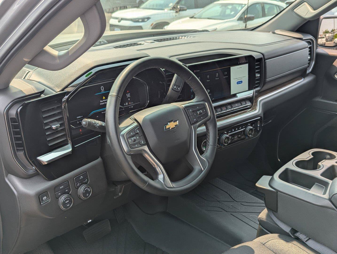 Used 2024 Chevrolet Silverado 1500 LT AWD/4WD image 12