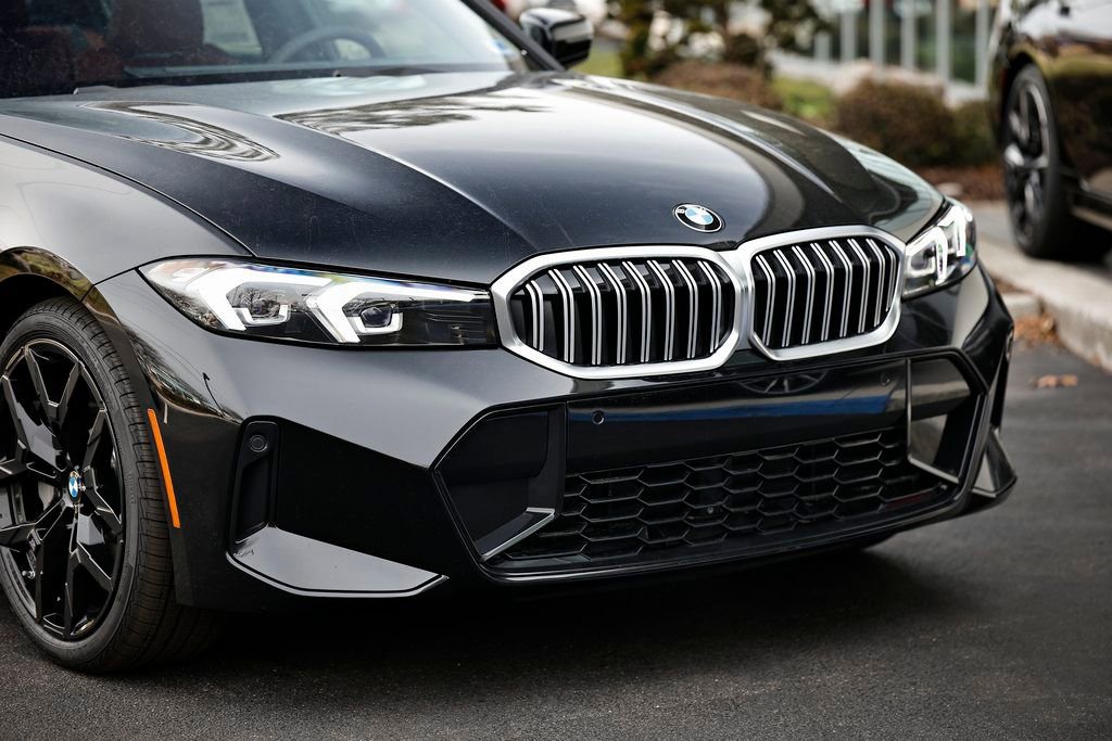 New 2026 BMW 330i Sedan image 2