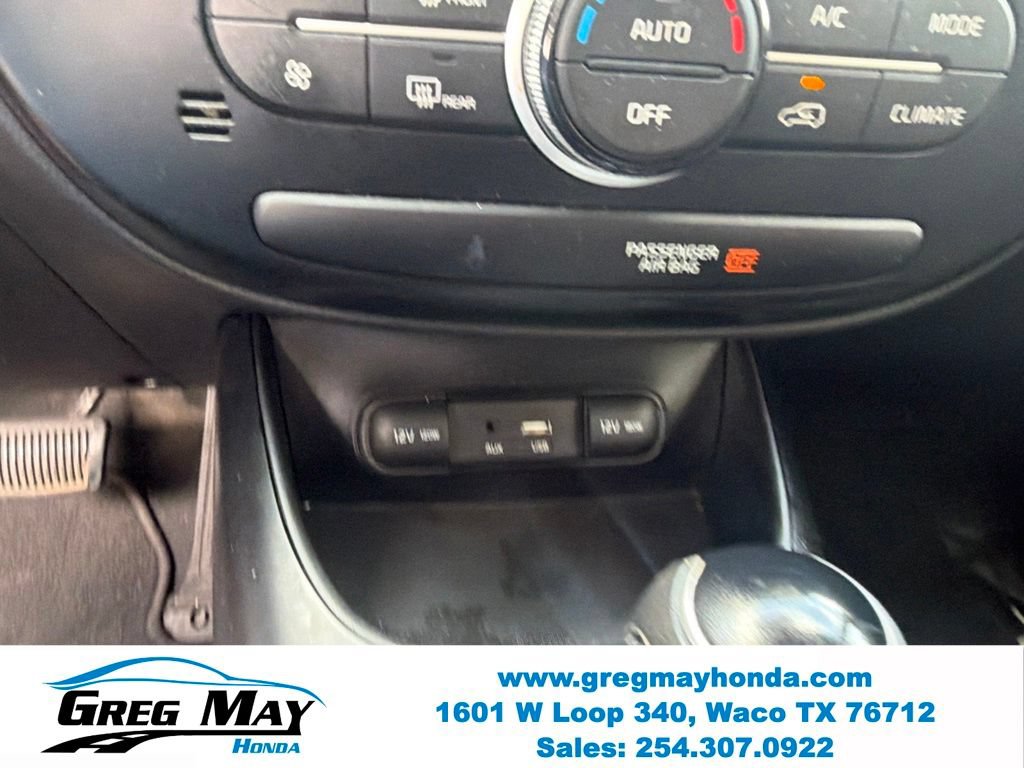 Used 2019 Kia Soul + FWD image 18
