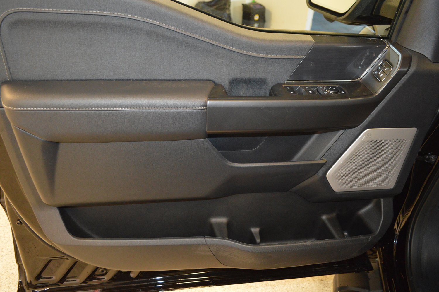 New 2026 Ford F150 Lariat w/ Equipment Group 502A High image 14