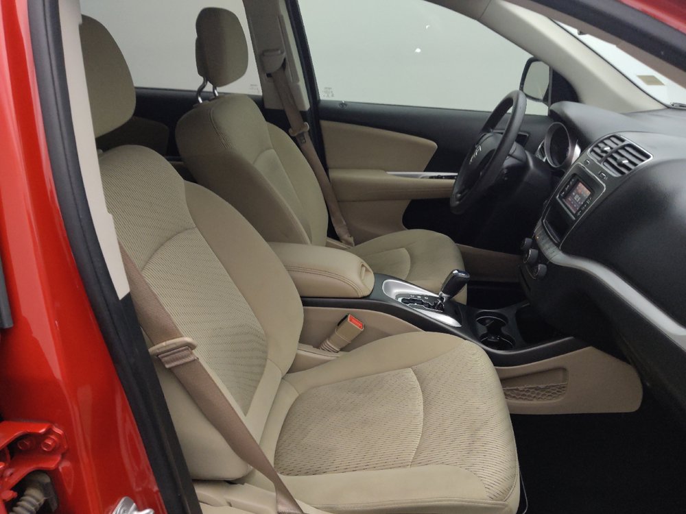 Used 2019 Dodge Journey SE FWD image 21