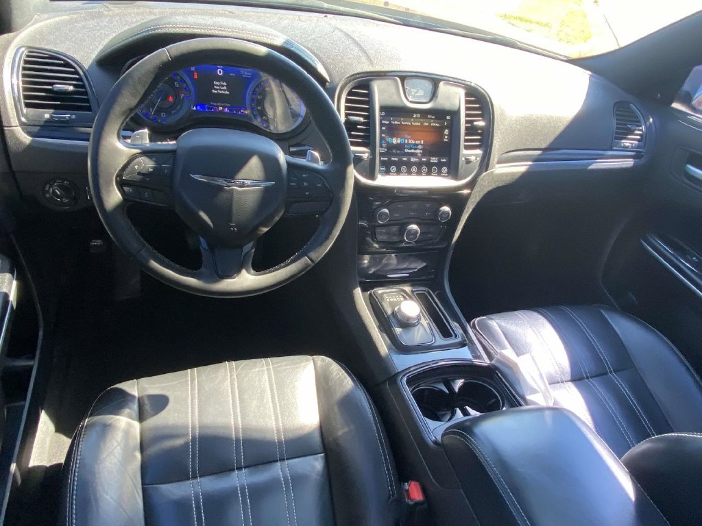 Certified 2023 Chrysler 300 S RWD image 15