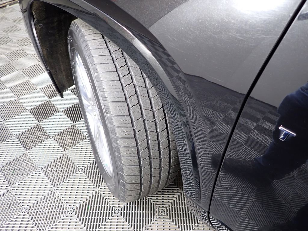 Used 2018 Chevrolet Traverse High Country w/ LPO, Floor Liner Package image 42