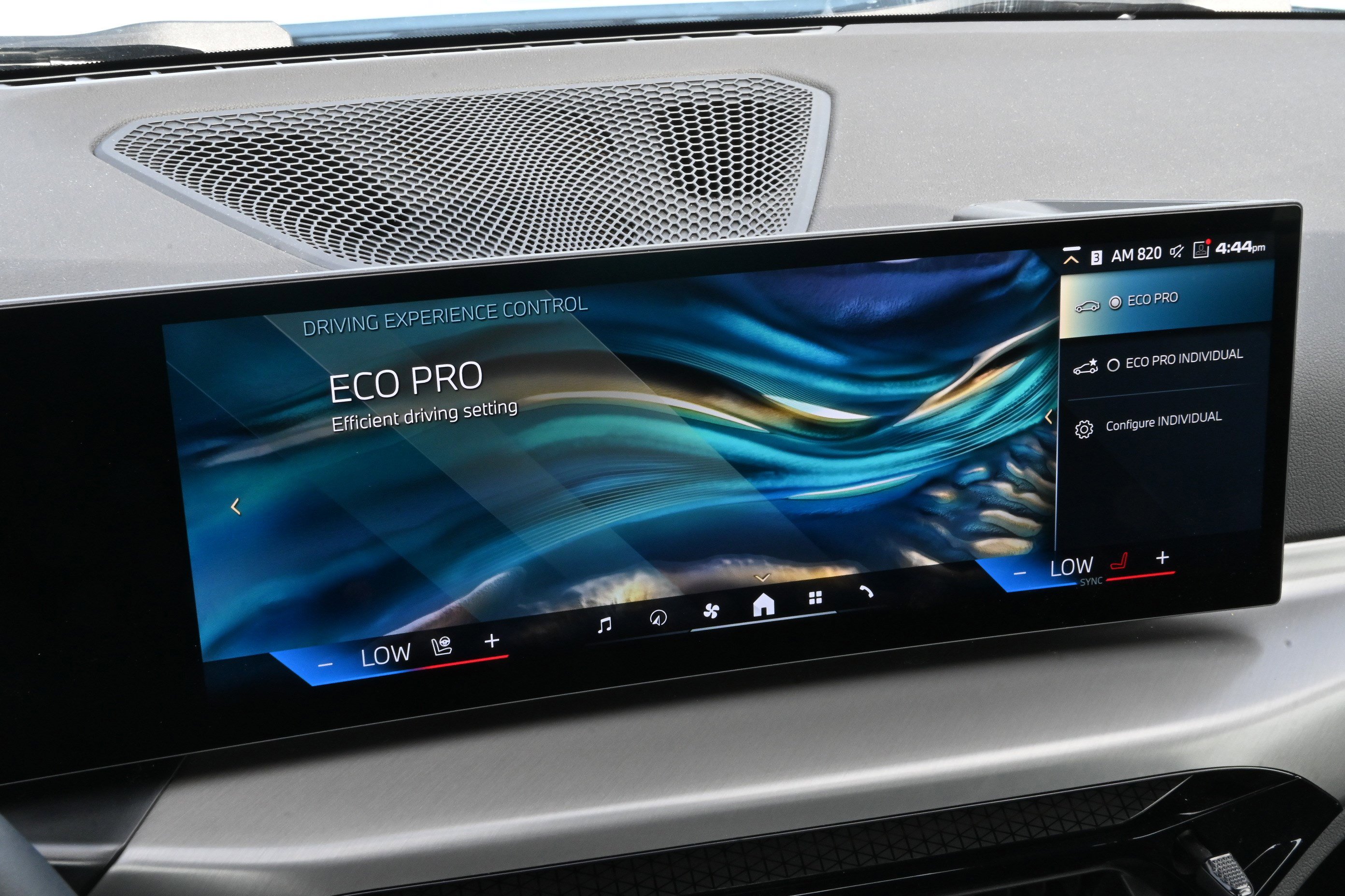 Certified 2025 BMW M240i Coupe image 34