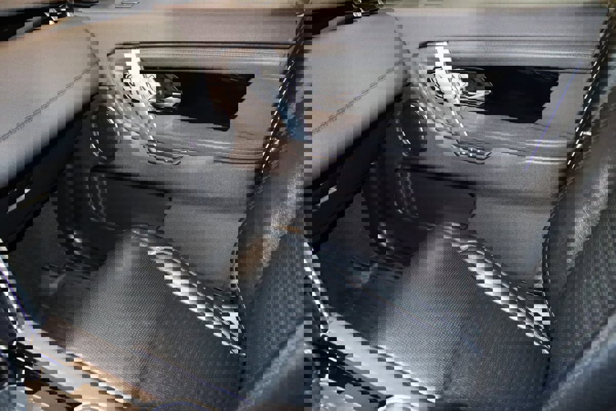 Used 2020 Land Rover Discovery Sport S image 43