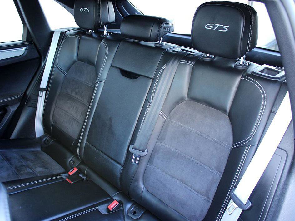 Used 2017 Porsche Macan GTS image 16