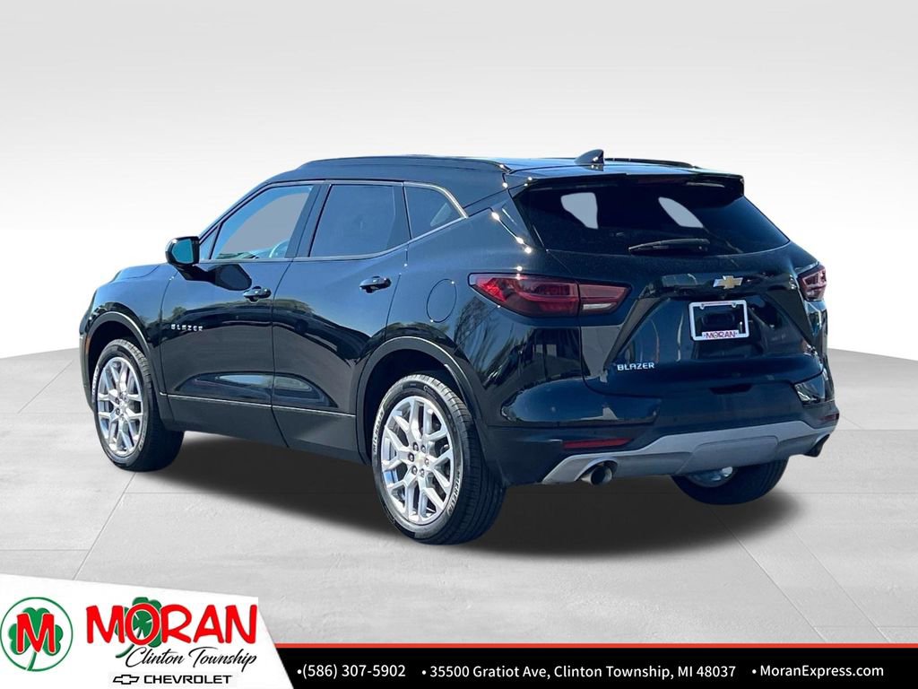 Certified 2024 Chevrolet Blazer LT w/ Convenience Package FWD image 4