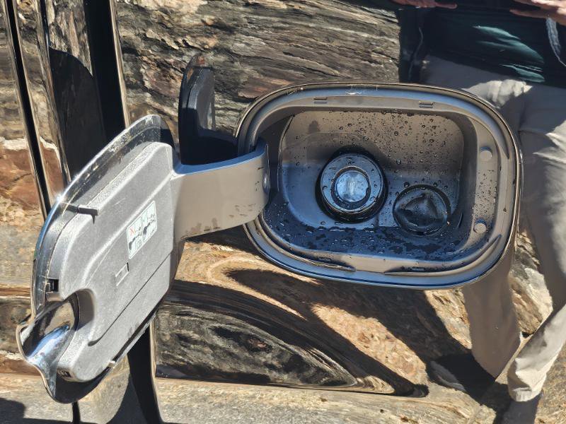 Used 2022 Chevrolet Silverado 1500 RST AWD/4WD image 35