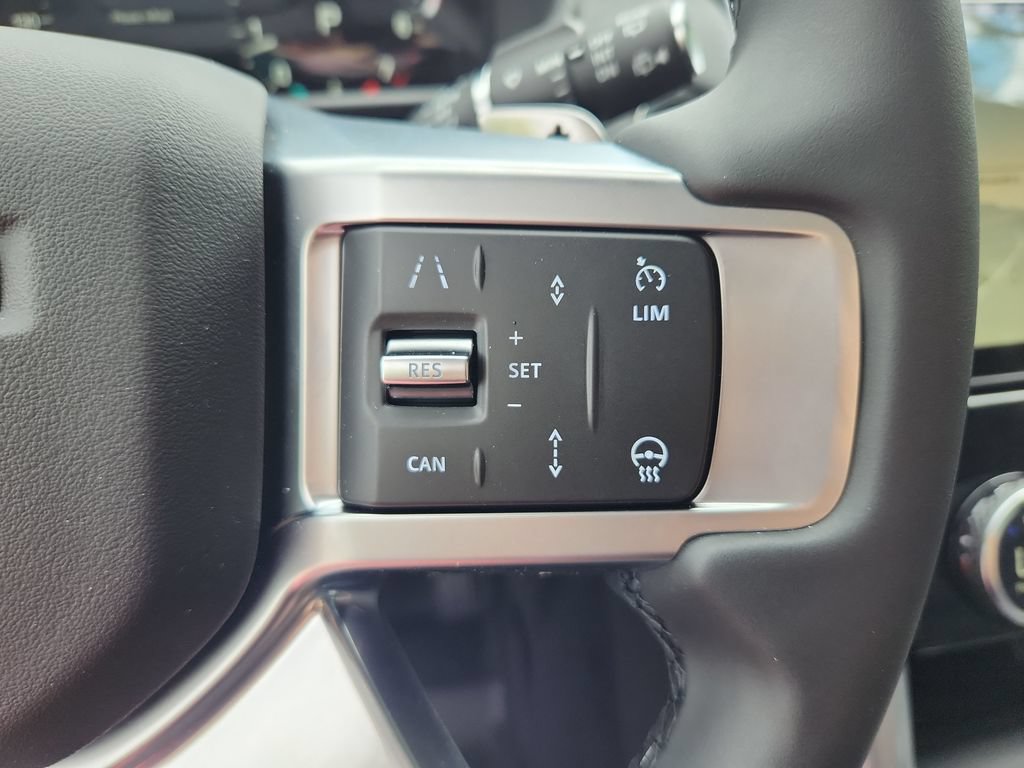 New 2026 Land Rover Discovery S AWD/4WD image 20