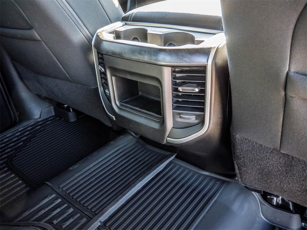 Used 2024 RAM 2500 Big Horn w/ Safety Group image 24