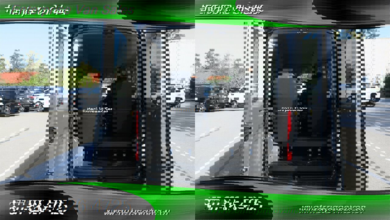 Used 2023 Ford Transit 350 XLT image 13