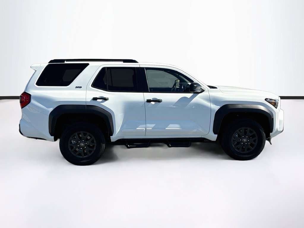 New 2026 Toyota 4Runner SR5 AWD/4WD image 4