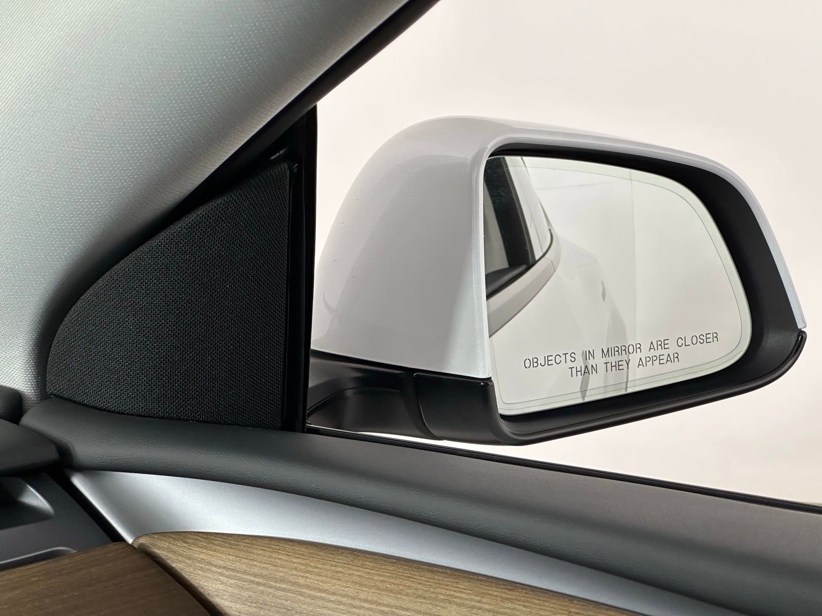 Used 2023 Tesla Model Y Long Range image 23