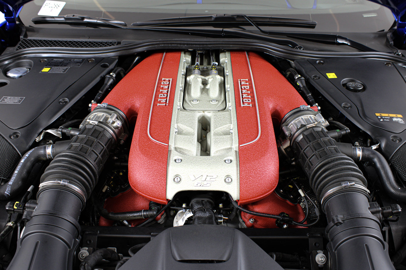 Certified 2022 Ferrari 812 GTS RWD image 99