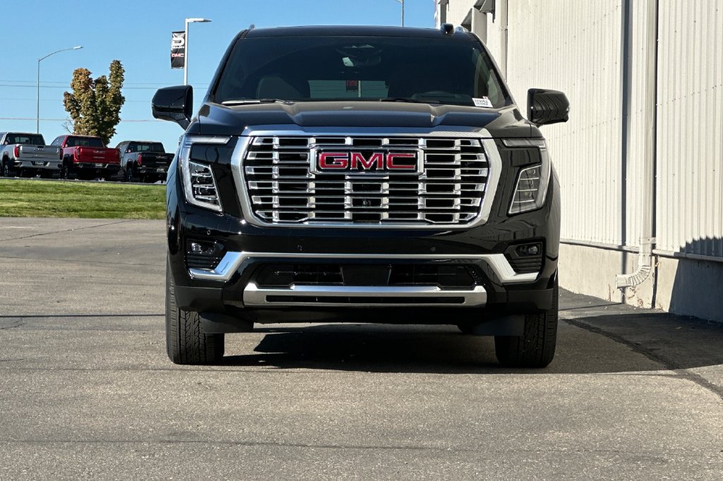 New 2027 GMC Yukon Denali w/ Advanced Technology Package AWD/4WD image 3