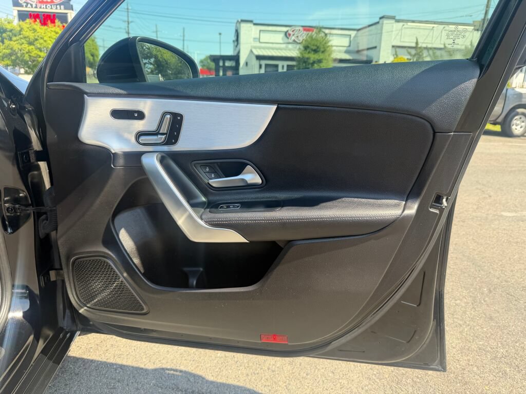 Used 2019 Mercedes-Benz A 220 image 27