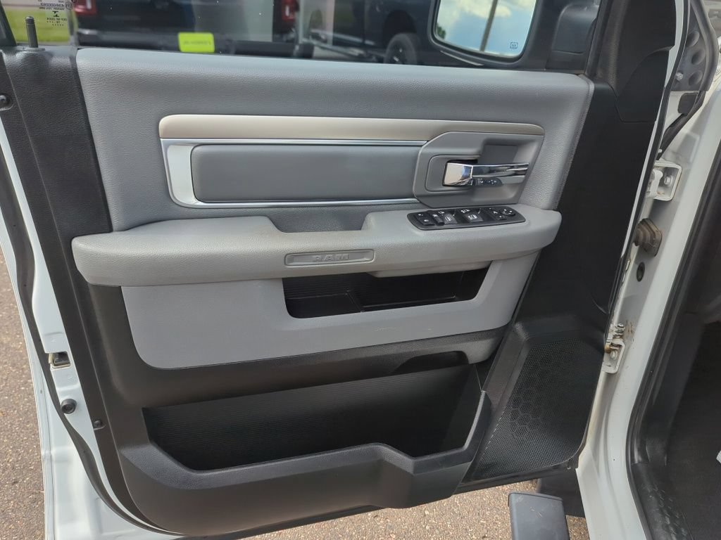 Used 2019 RAM 1500 Big Horn AWD/4WD image 34