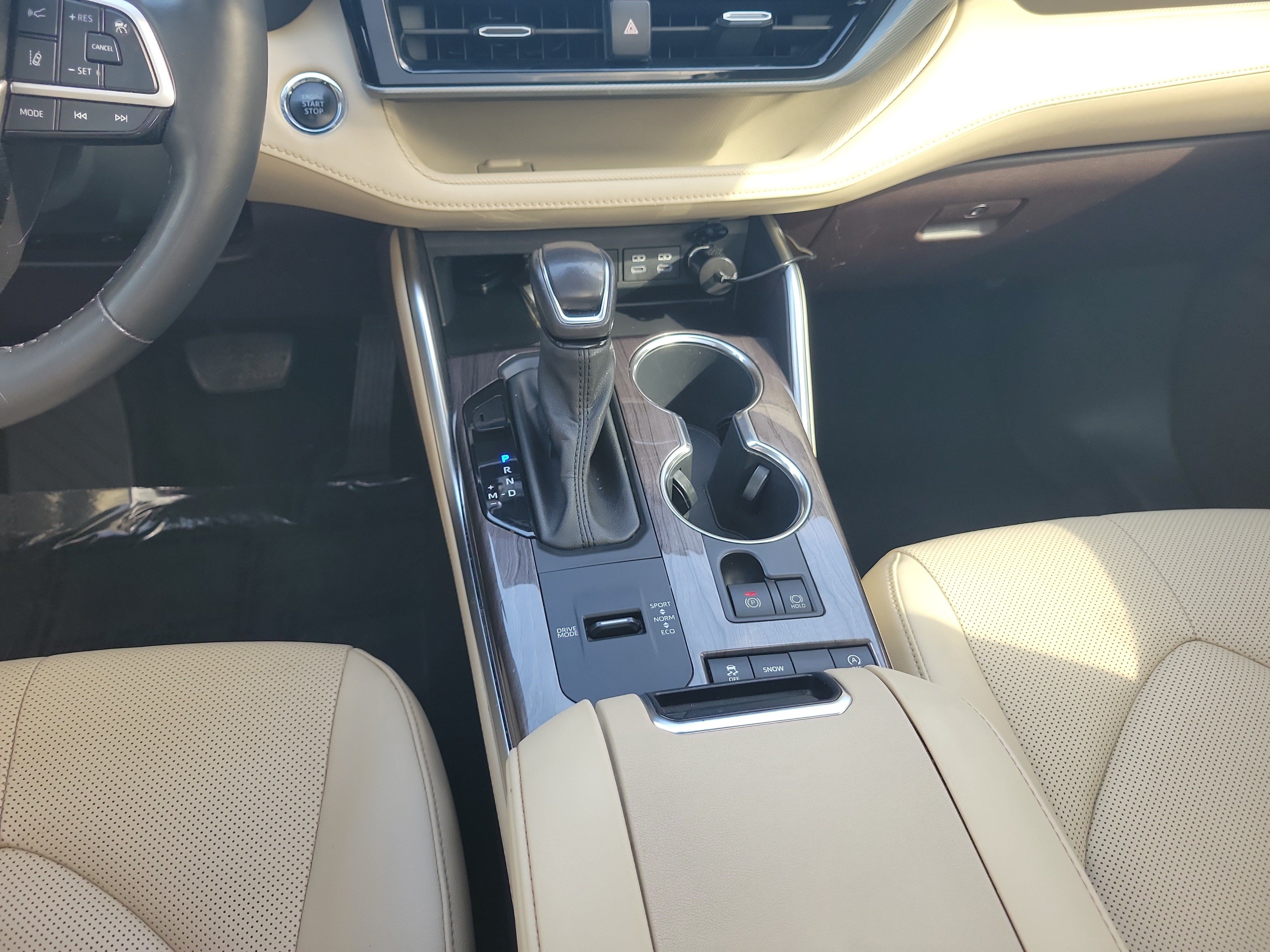 Used 2022 Toyota Highlander Platinum FWD image 21