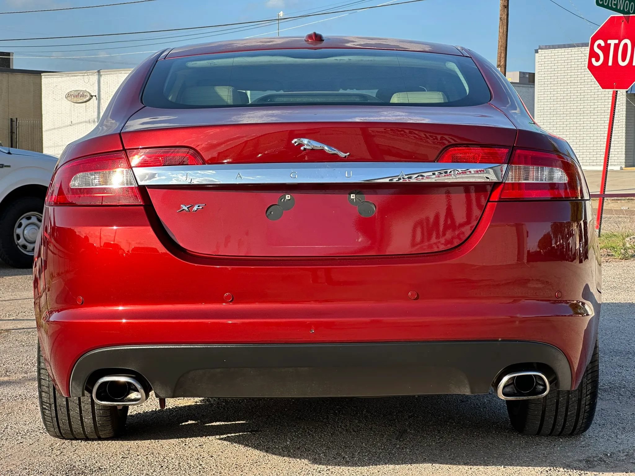 Used 2011 Jaguar XF RWD image 6
