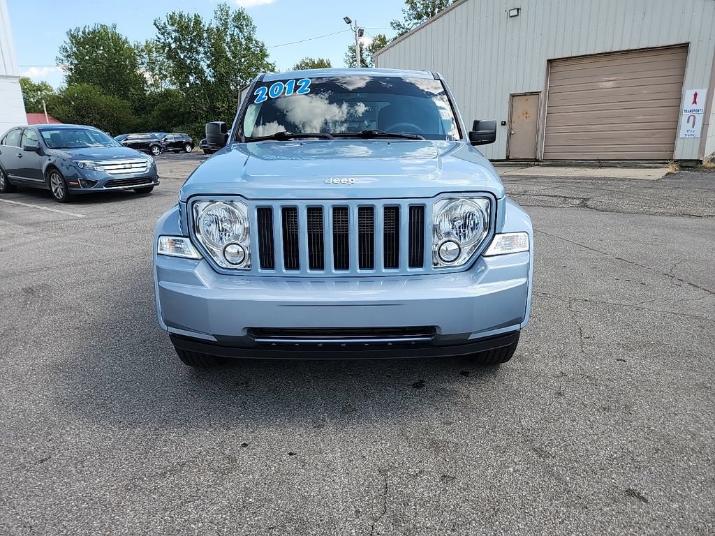 Used 2012 Jeep Liberty Sport w/ Trailer Tow Class III Group AWD/4WD image 11