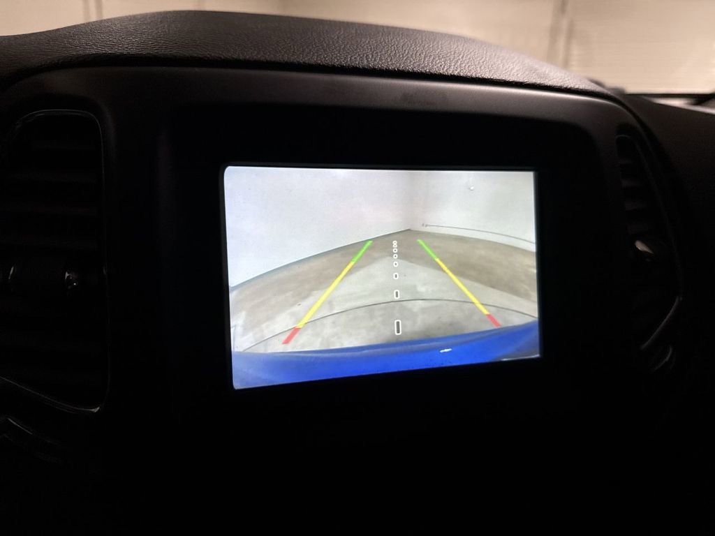 Used 2021 Jeep Compass Latitude w/ Convenience Group image 15